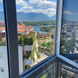 Mb Luxury Appartamento Tirana