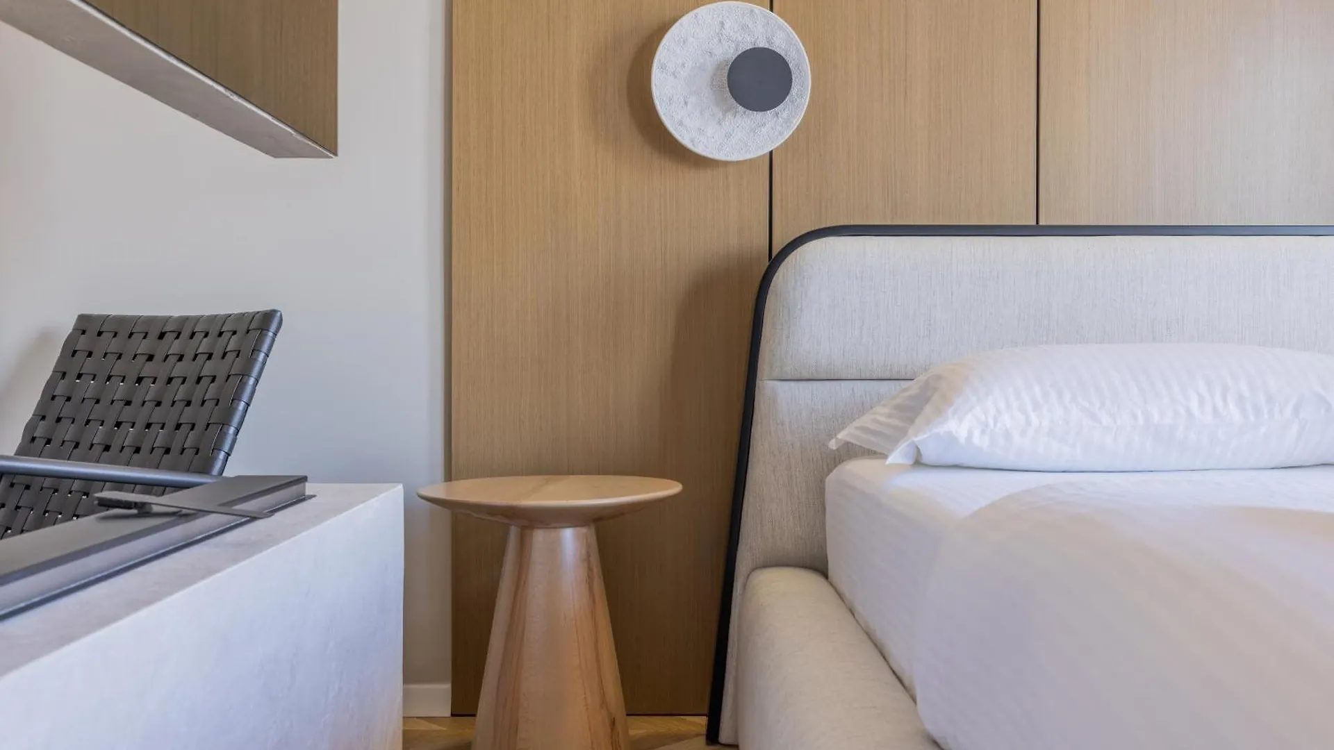 تيرانا Square Inn Garden Aparthotel
