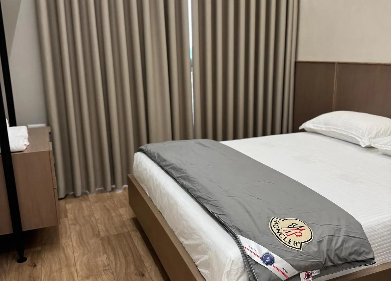تيرانا Square Inn Garden Aparthotel